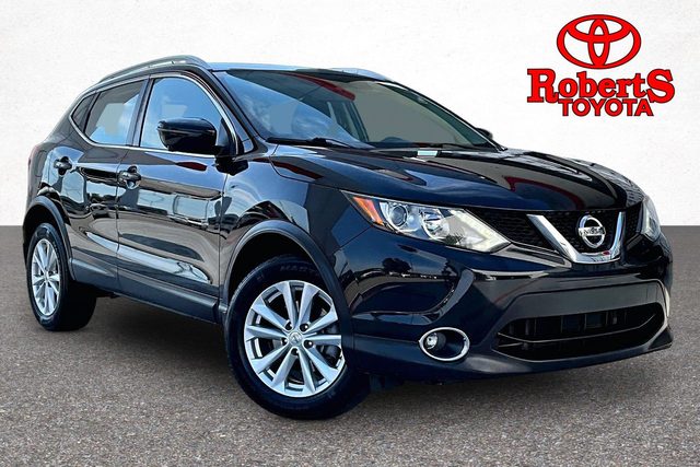 2018 Nissan Rogue Sport SV FWD photo