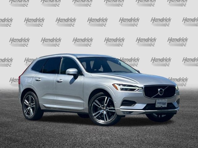2018 Volvo XC60 Momentum AWD photo