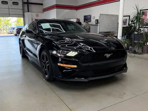 2018 Ford Mustang EcoBoost RWD photo