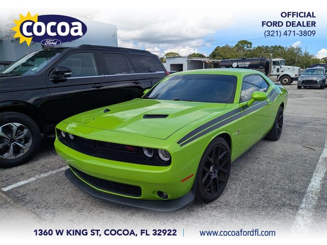 2015 Dodge Challenger R/T Scat Pack RWD photo