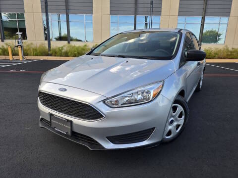 2018 Ford Focus S FWD photo