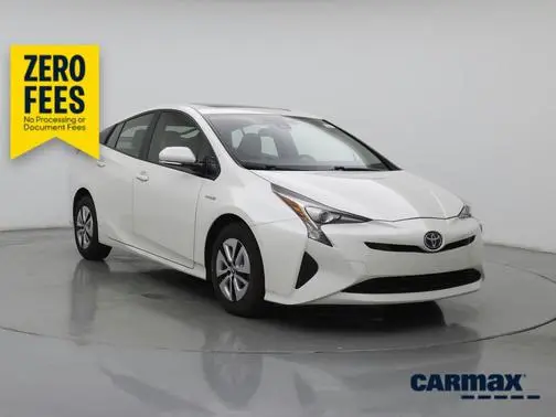 2018 Toyota Prius Three FWD photo