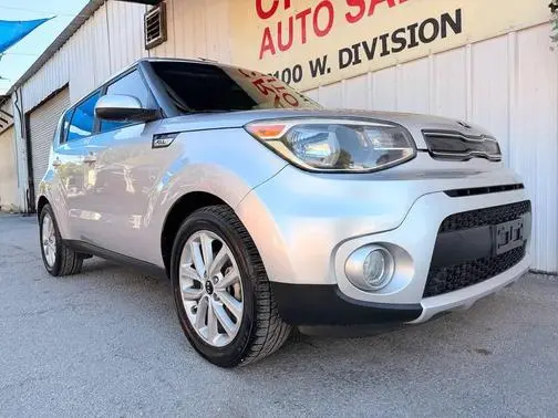 2017 Kia Soul + FWD photo