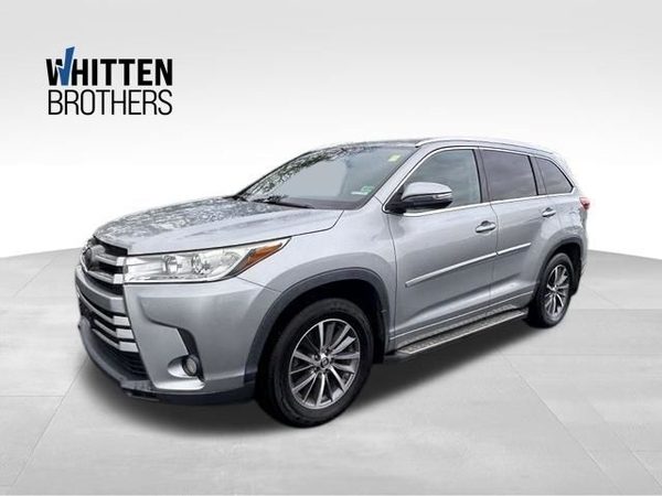 2018 Toyota Highlander XLE AWD photo