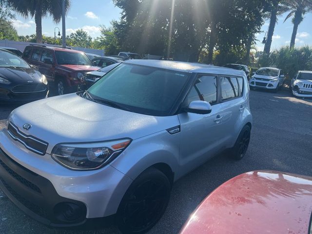 2018 Kia Soul Base FWD photo