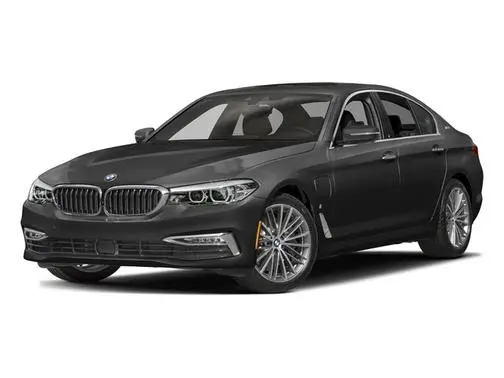 2018 BMW 5 Series 530e iPerformance RWD photo