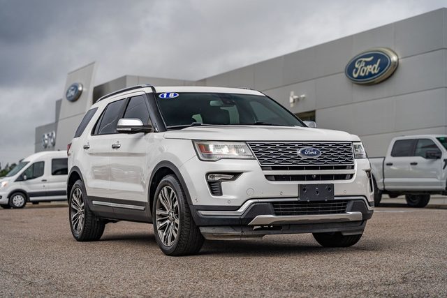 2018 Ford Explorer Platinum 4WD photo