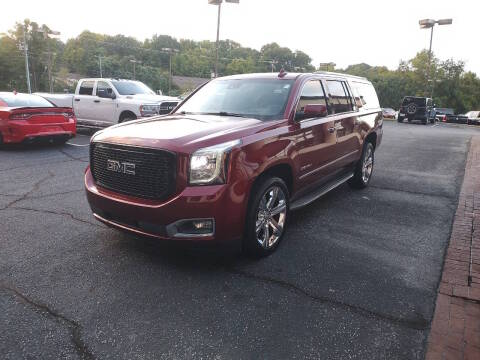 2018 GMC Yukon XL Denali RWD photo