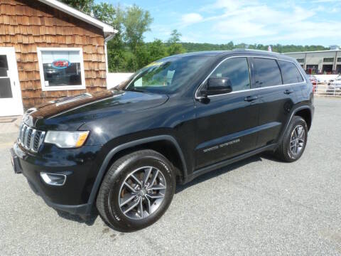 2018 Jeep Grand Cherokee Laredo E 4WD photo