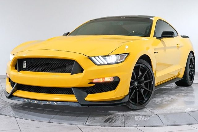 2016 Ford Mustang Shelby GT350 RWD photo