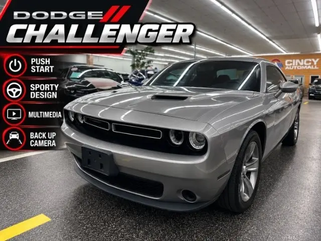 2018 Dodge Challenger SXT RWD photo