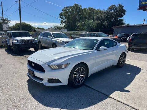 2017 Ford Mustang EcoBoost RWD photo