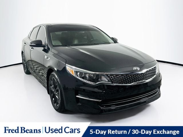 2018 Kia Optima EX FWD photo