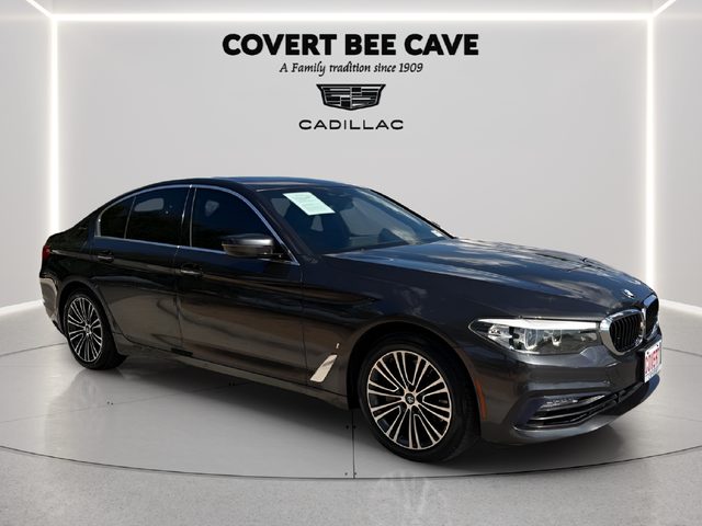 2018 BMW 5 Series 530e iPerformance RWD photo