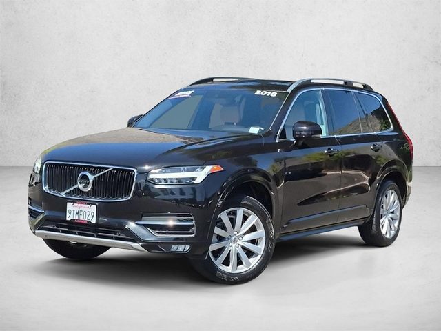 2018 Volvo XC90 Momentum FWD photo