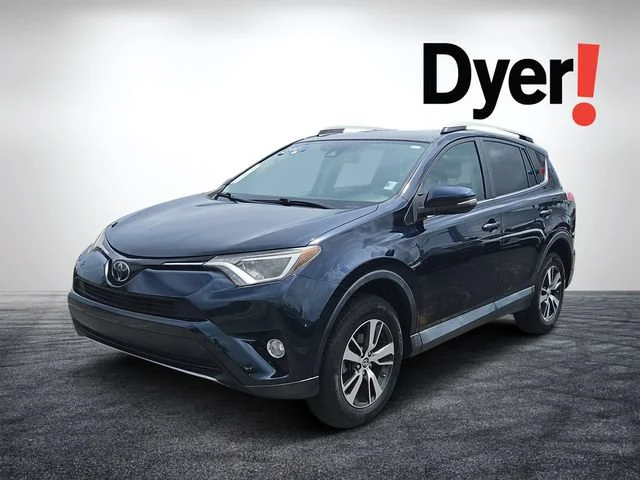 2017 Toyota RAV4 XLE FWD photo