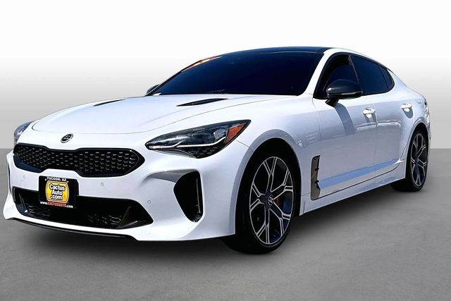 2018 Kia Stinger GT2 RWD photo