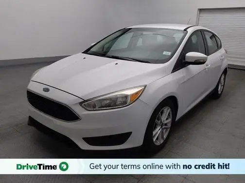2016 Ford Focus SE FWD photo
