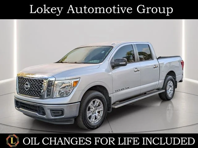 2018 Nissan Titan SV 4WD photo