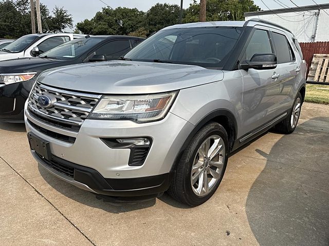 2018 Ford Explorer XLT FWD photo