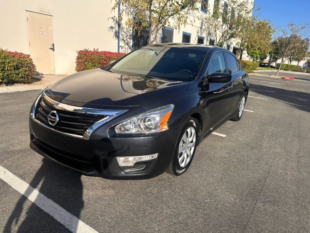 2015 Nissan Altima 2.5 S FWD photo
