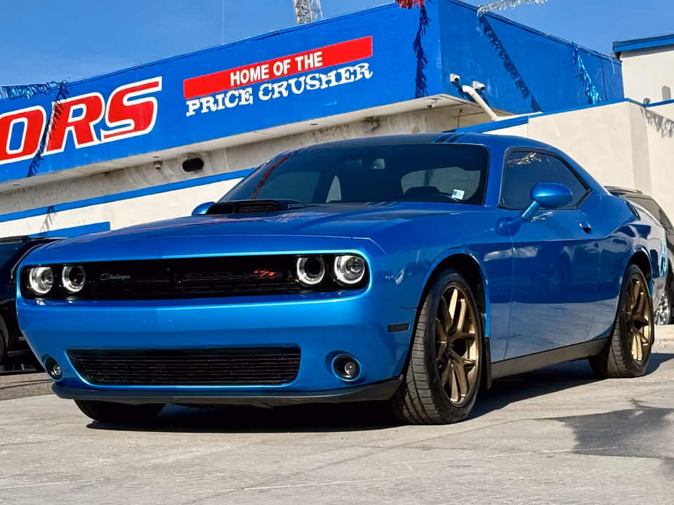2018 Dodge Challenger R/T Shaker RWD photo