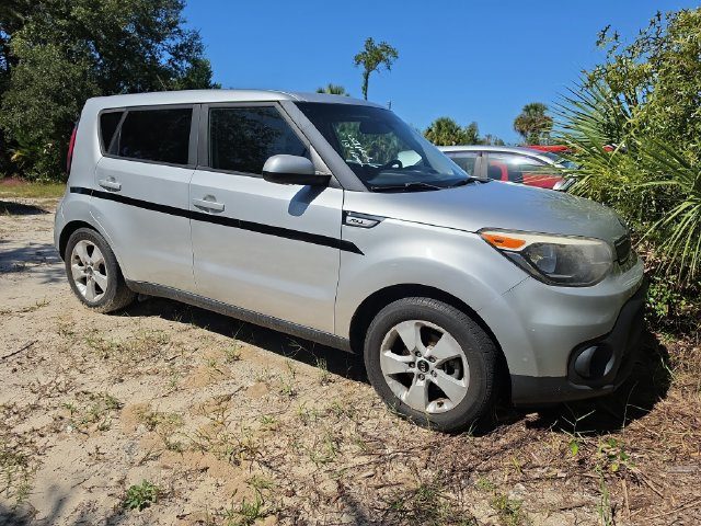 2018 Kia Soul Base FWD photo