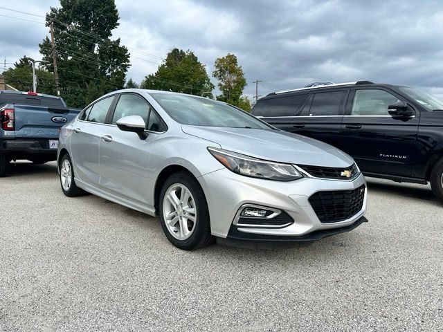 2018 Chevrolet Cruze LT FWD photo