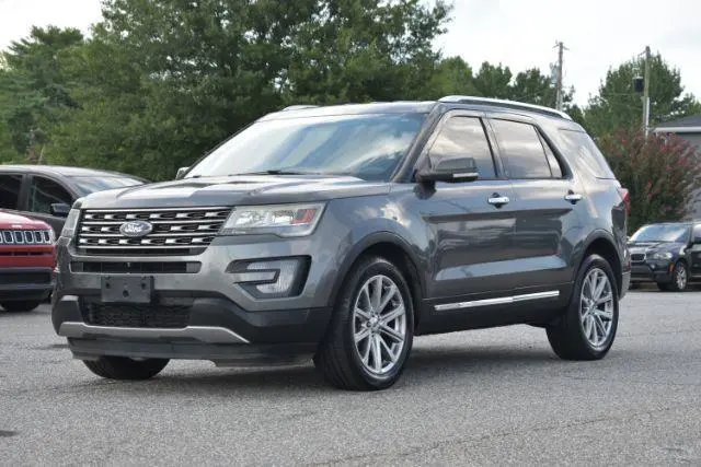 2017 Ford Explorer Limited 4WD photo