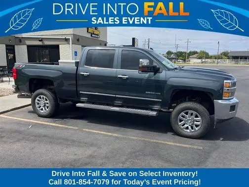 2018 Chevrolet Silverado 3500HD LTZ 4WD photo