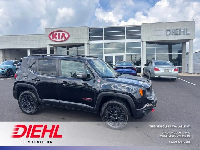 2018 Jeep Renegade Trailhawk 4WD photo