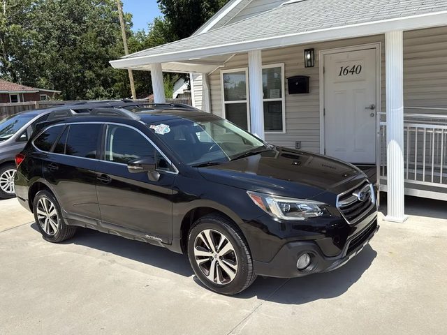 2018 Subaru Outback Limited AWD photo
