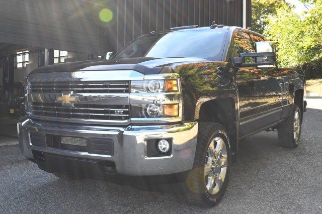 2018 Chevrolet Silverado 2500HD LTZ 4WD photo