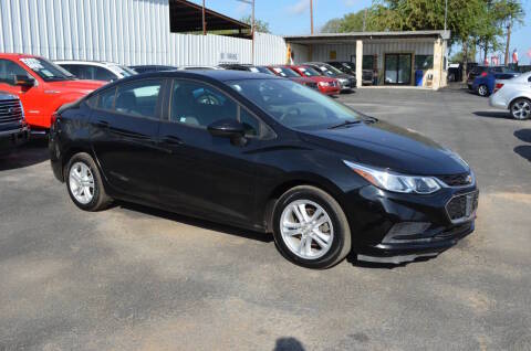 2018 Chevrolet Cruze LS FWD photo