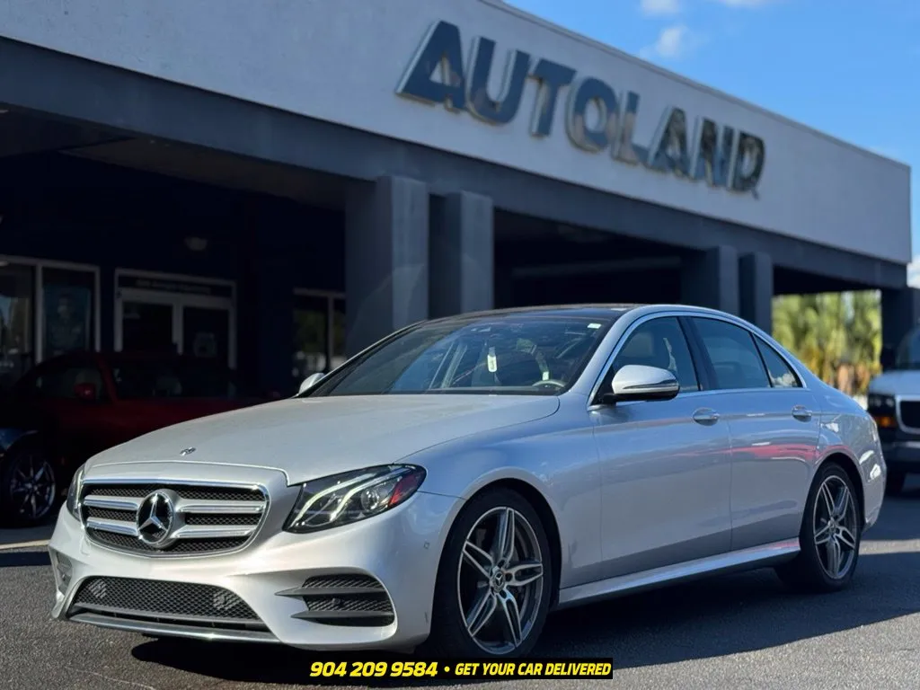 2018 Mercedes-Benz E-Class E 300 RWD photo