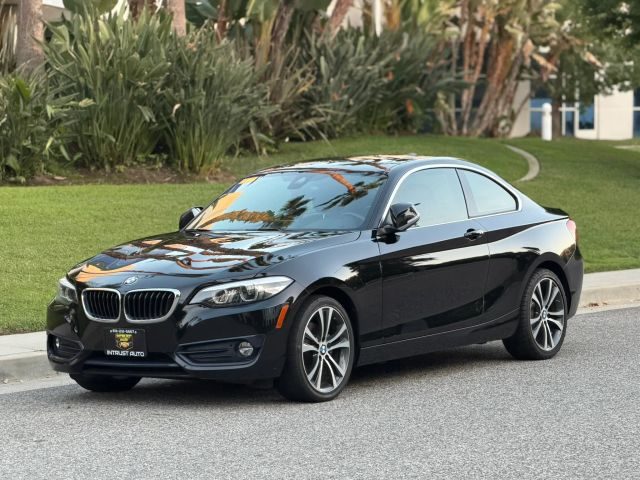 2018 BMW 2 Series 230i RWD photo