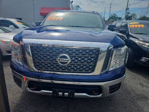 2018 Nissan Titan SV 4WD photo
