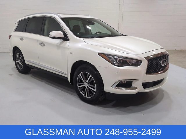 2019 Infiniti QX60 LUXE AWD photo