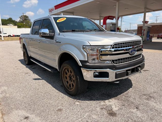 2018 Ford F-150 LARIAT 4WD photo