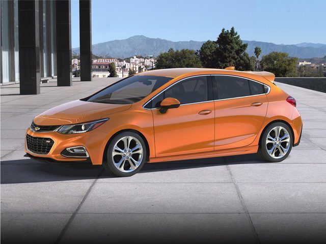2017 Chevrolet Cruze LT FWD photo