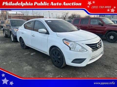 2017 Nissan Versa SV FWD photo
