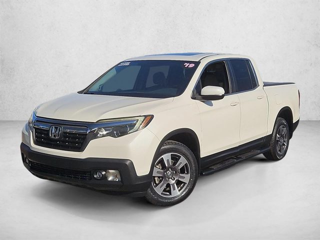 2019 Honda Ridgeline RTL-T AWD photo