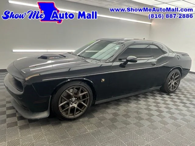 2018 Dodge Challenger 392 Hemi Scat Pack Shaker RWD photo