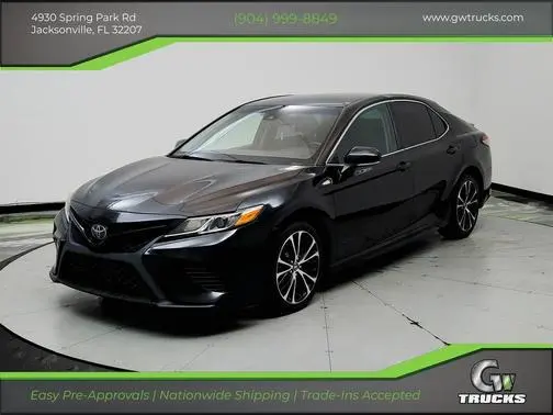 2018 Toyota Camry SE FWD photo