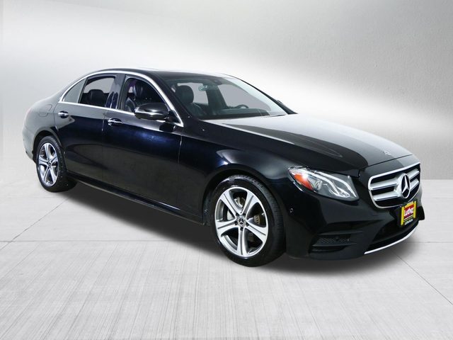 2018 Mercedes-Benz E-Class E 300 AWD photo