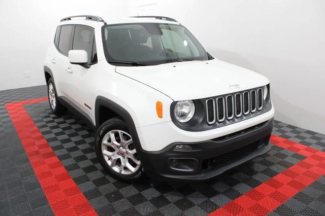 2018 Jeep Renegade Latitude FWD photo