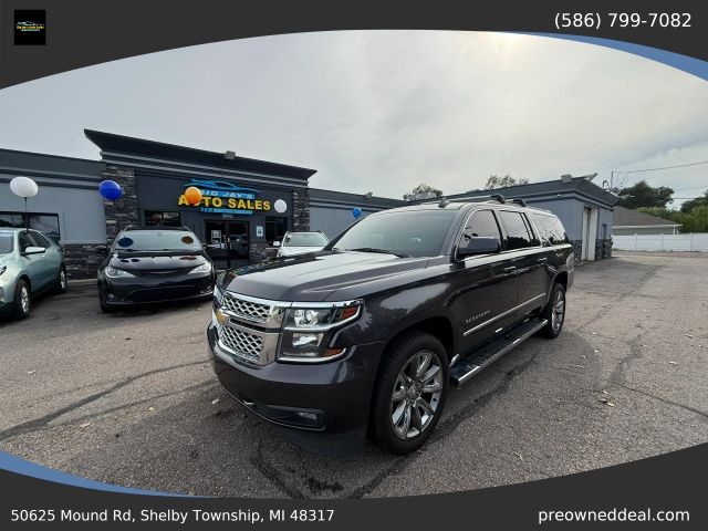 2018 Chevrolet Suburban LT 4WD photo