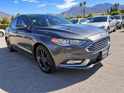 2018 Ford Fusion SE FWD photo