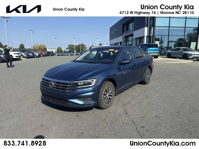 2019 Volkswagen Jetta SEL FWD photo