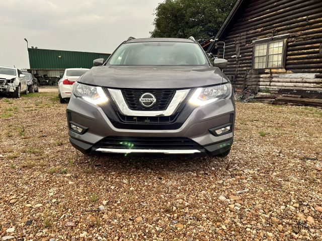 2018 Nissan Rogue SV FWD photo